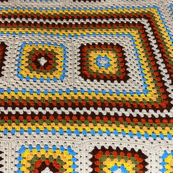 Granny Square Vintage Throw Boho Colors Brown, Rust, Cream & Gold - Picture 6 of 10